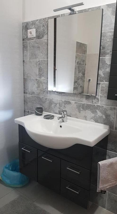 Bed and Breakfast Cedarwood Premana Экстерьер фото